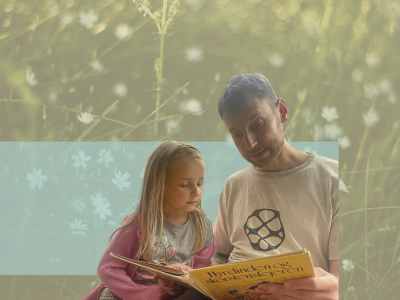 Far og datter, Betty, læser højt